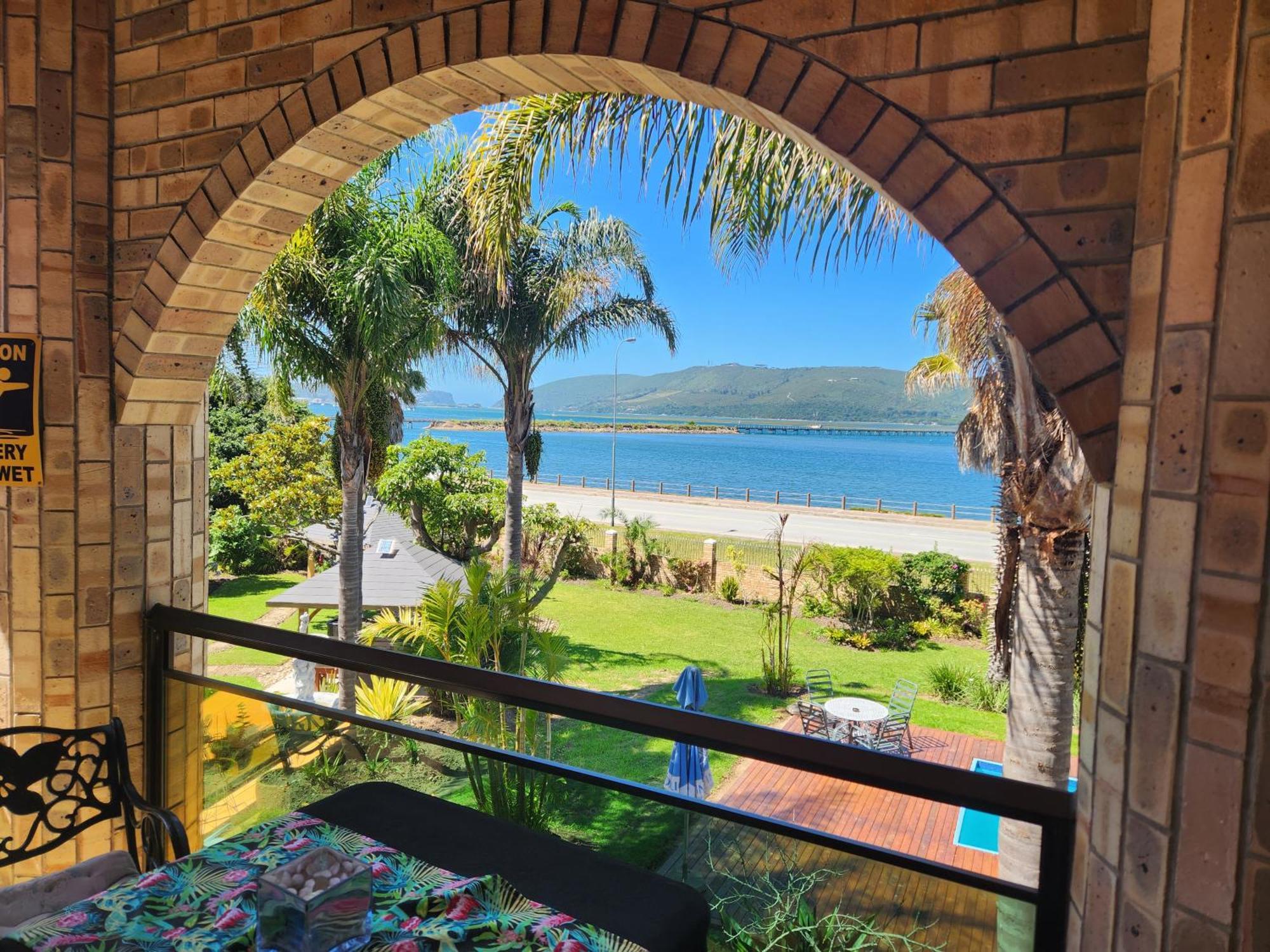 Lagoon Breeze Guest House Knysna Extérieur photo