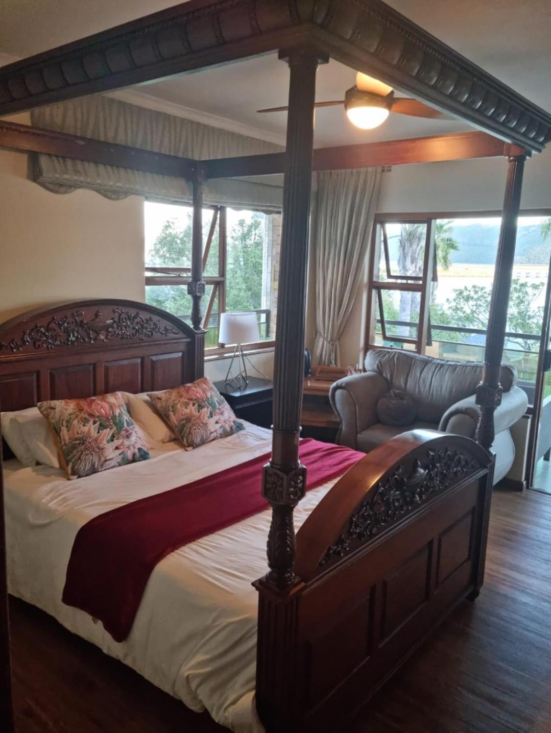 Lagoon Breeze Guest House Knysna Extérieur photo